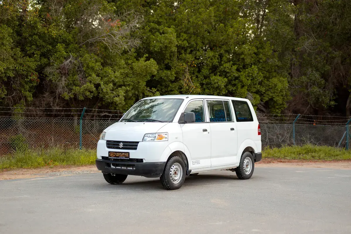 Suzuki AVP | 8-Seater Van | Manual | GCC Specs - photo 1